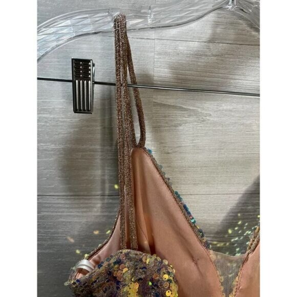 Say Yes to the Prom Dress Size 5/6 Gold Sequins Open‎ Back NWT - Picture 4 of 11